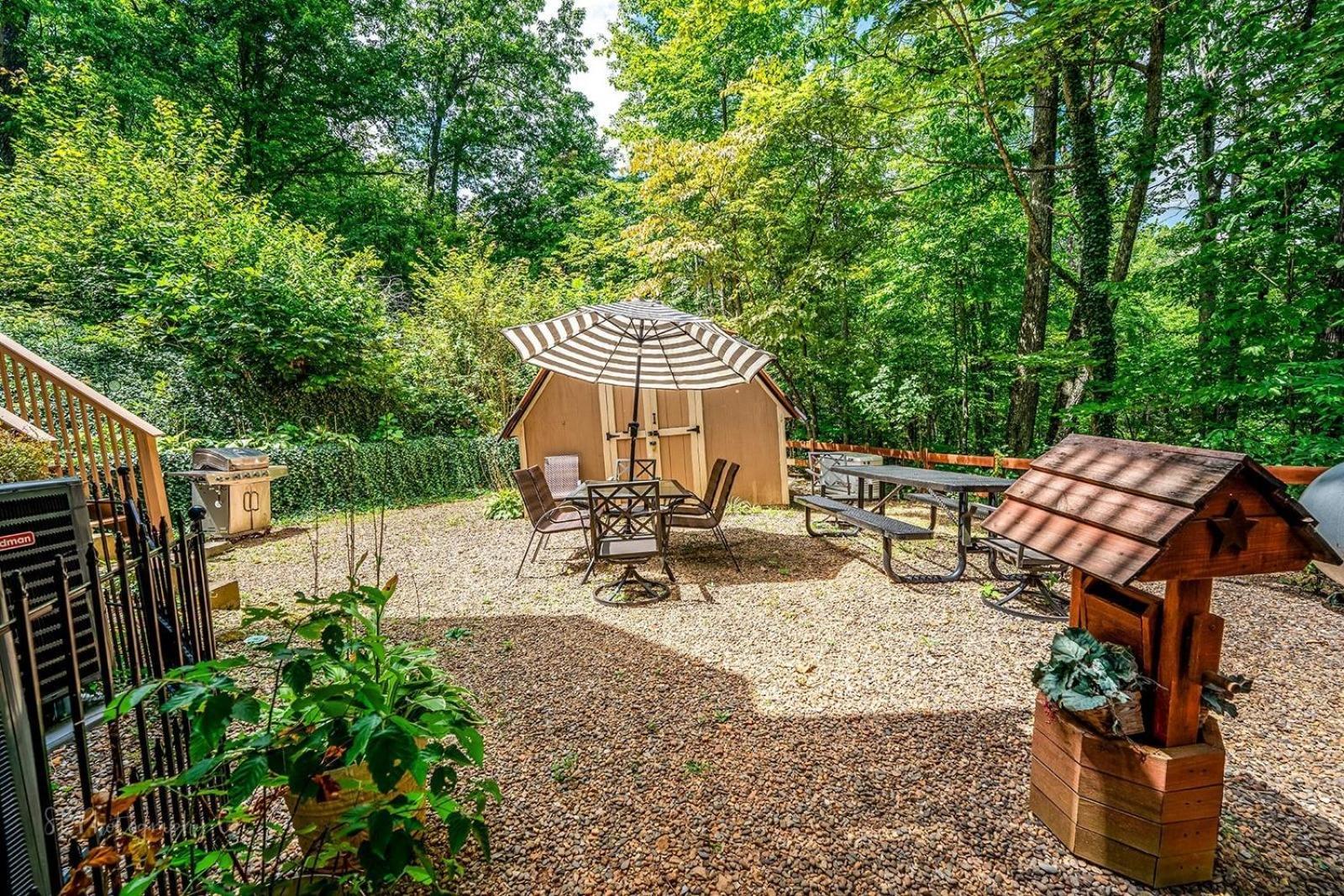 The Rose Cabin Gatlinburg Exterior photo